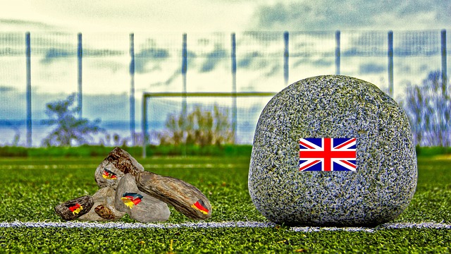 虽然库里得 虽然库里得