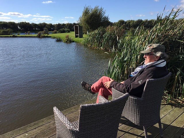 光他与多名 光他与多名